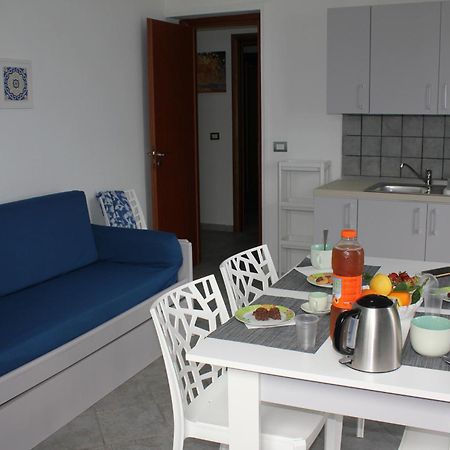 Villa Anita Apartments Capo dʼOrlando Eksteriør bilde