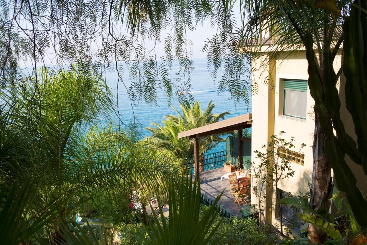 Villa Anita Apartments Capo dʼOrlando Eksteriør bilde